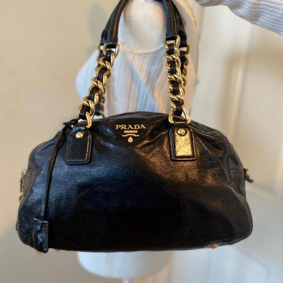 Rock this amazing leather bag - Picture 7 of 15